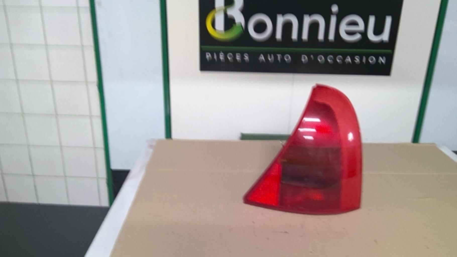Fanale posteriore principale destro (luci) RENAULT CLIO 2 PHASE 1 Gasolina - 1