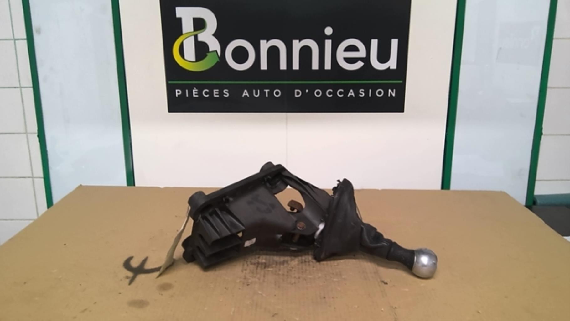Levier de vitesses PEUGEOT 207 PHASE 2 CABRIOLET Essence - 1