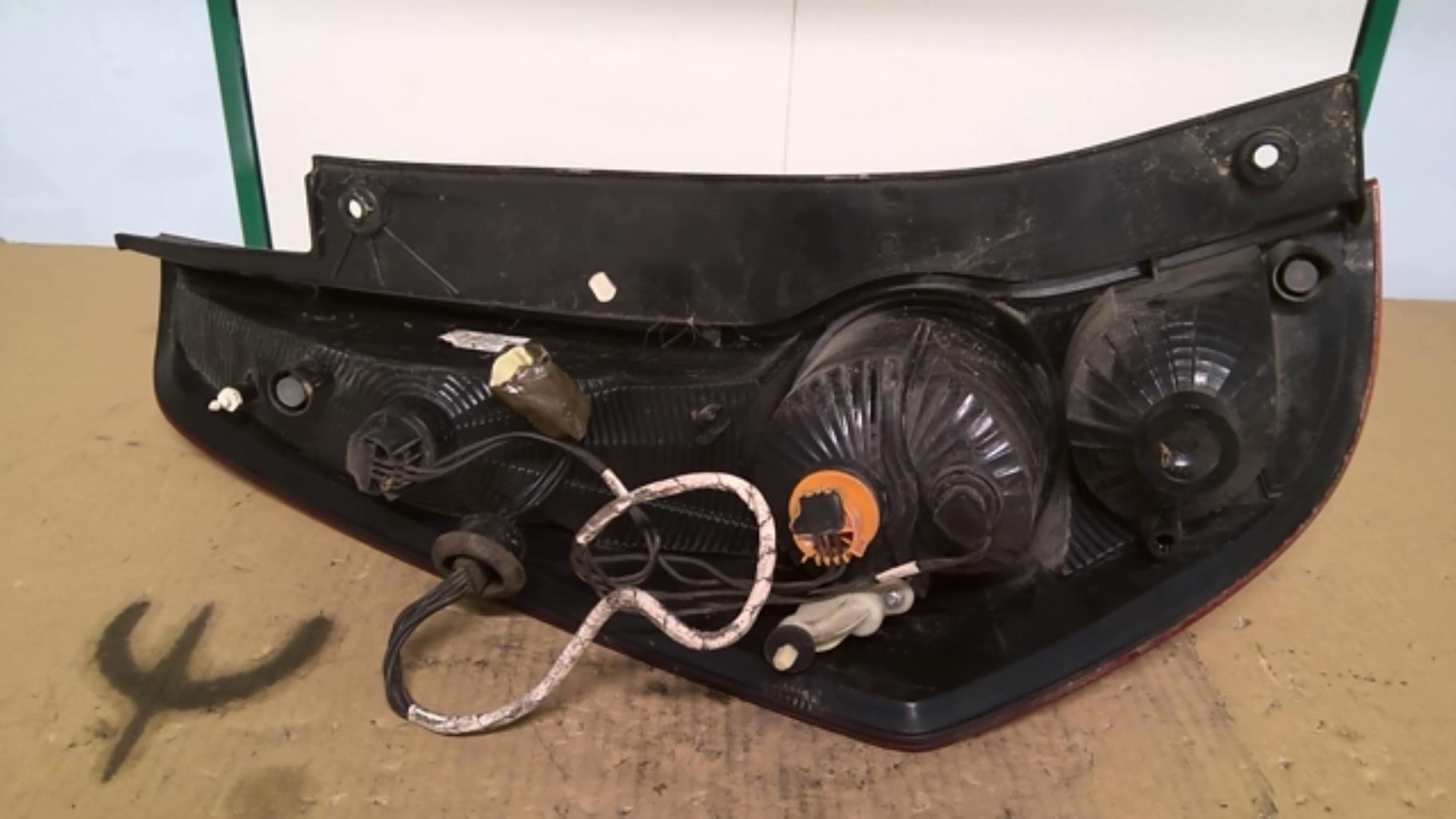Fanale posteriore principale destro (luci) OPEL AGILA B Gasolina - 1