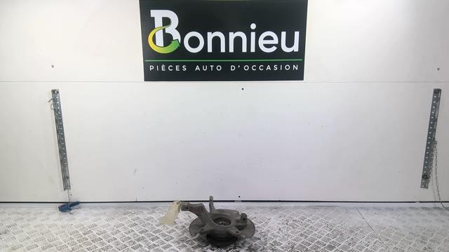 Fusee avant droit SUZUKI SX4 1 Diesel - 1