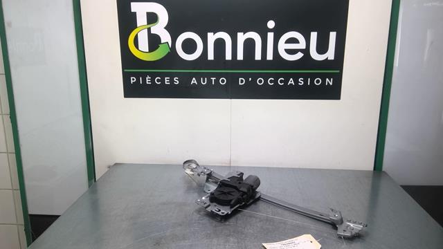 Motore alzacristalli posteriore destro PEUGEOT 307 PHASE 2 BREAK Diésel - 1