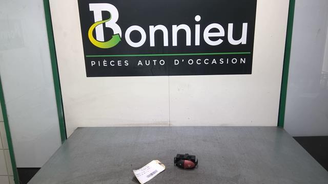 Bouton de warning RENAULT TWINGO 2 PHASE 1 Essence - 1