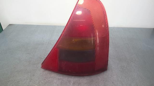 Fanale posteriore principale destro (luci) RENAULT CLIO 2 PHASE 1 Diésel - 1