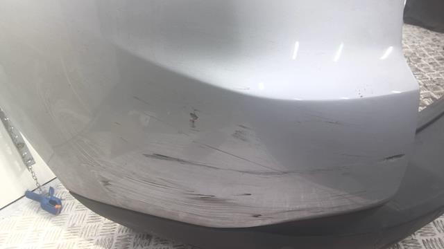 Paraurti posteriore RENAULT MEGANE 3 PHASE 1 BREAK Diésel - 1