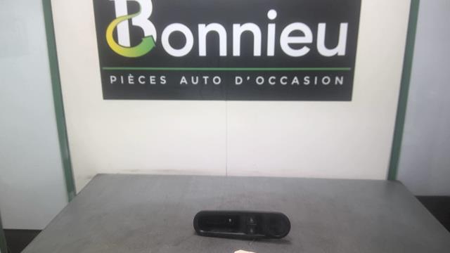Interruptor de elevalunas RENAULT TRAFIC 3 LONG PHASE 1  - 1