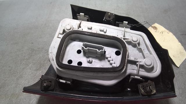 Fanale posteriore principale sinistro (luci) VOLKSWAGEN POLO 4 PHASE 1 Gasolina - 1