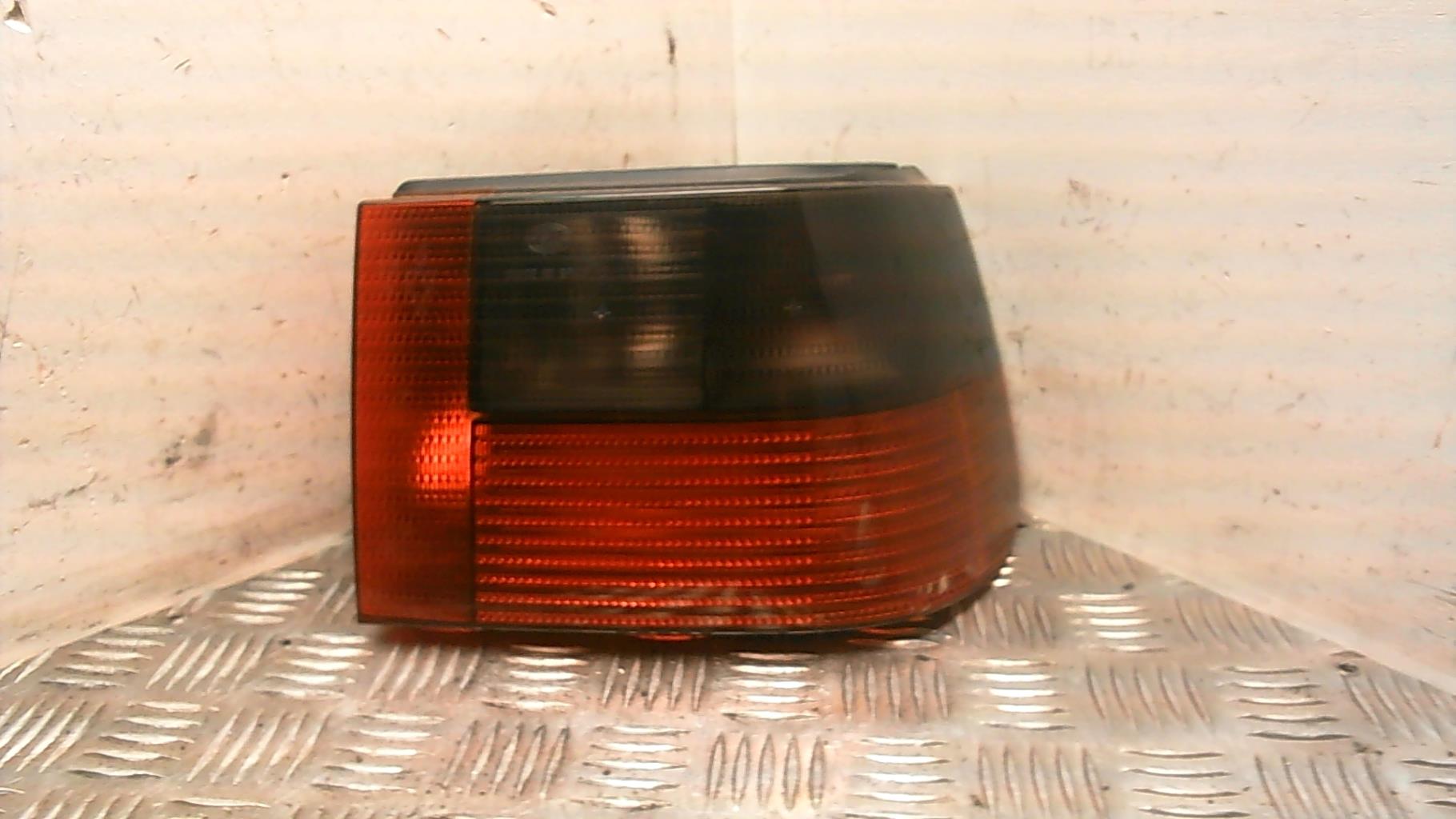 Fanale posteriore principale destro (luci) SEAT IBIZA 2 PHASE 2 Diésel - 1