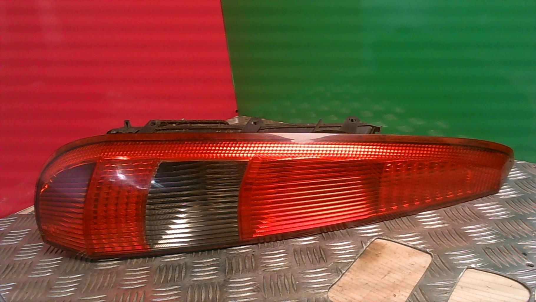 Fanale posteriore principale sinistro (luci) FORD FIESTA 5 PHASE 1 Gasolina - 1