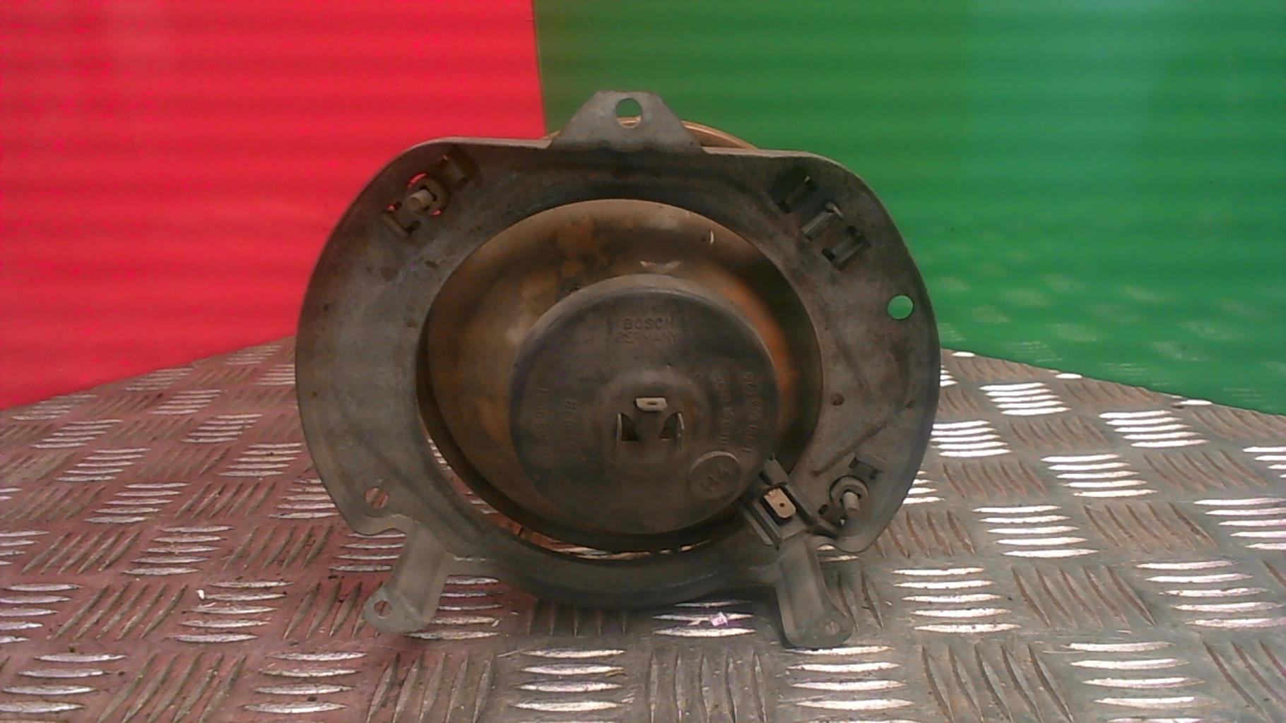 Gruppo ottico anteriore principale destro (luci)(faro) VOLKSWAGEN POLO 1  - 1