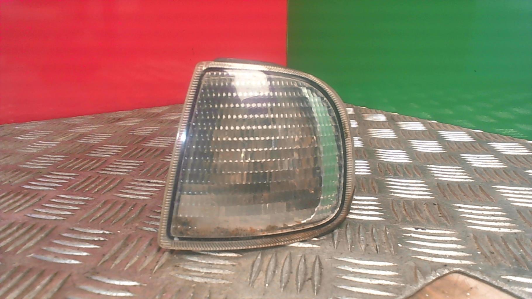 Gruppo ottico anteriore secondario sinistro (luci)(freccia) SEAT INCA  - 1