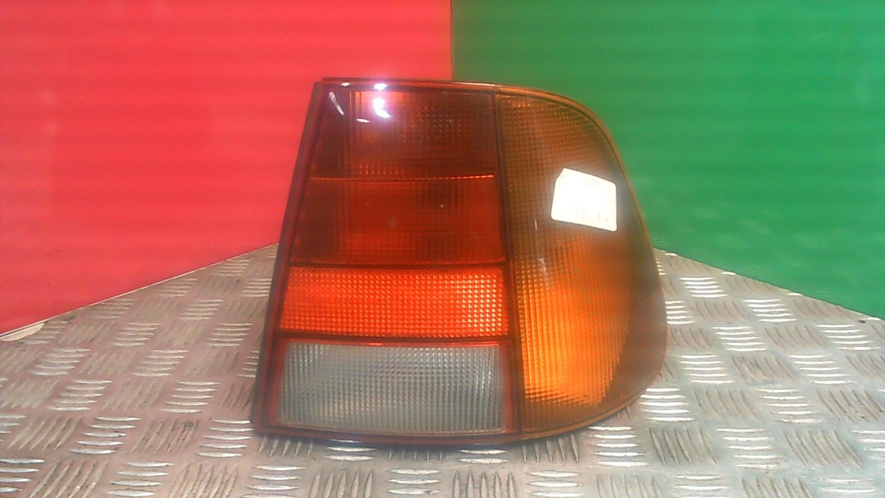 Fanale posteriore principale destro (luci) VOLKSWAGEN POLO 3 CLASSIC/FLIGHT Diésel - 1
