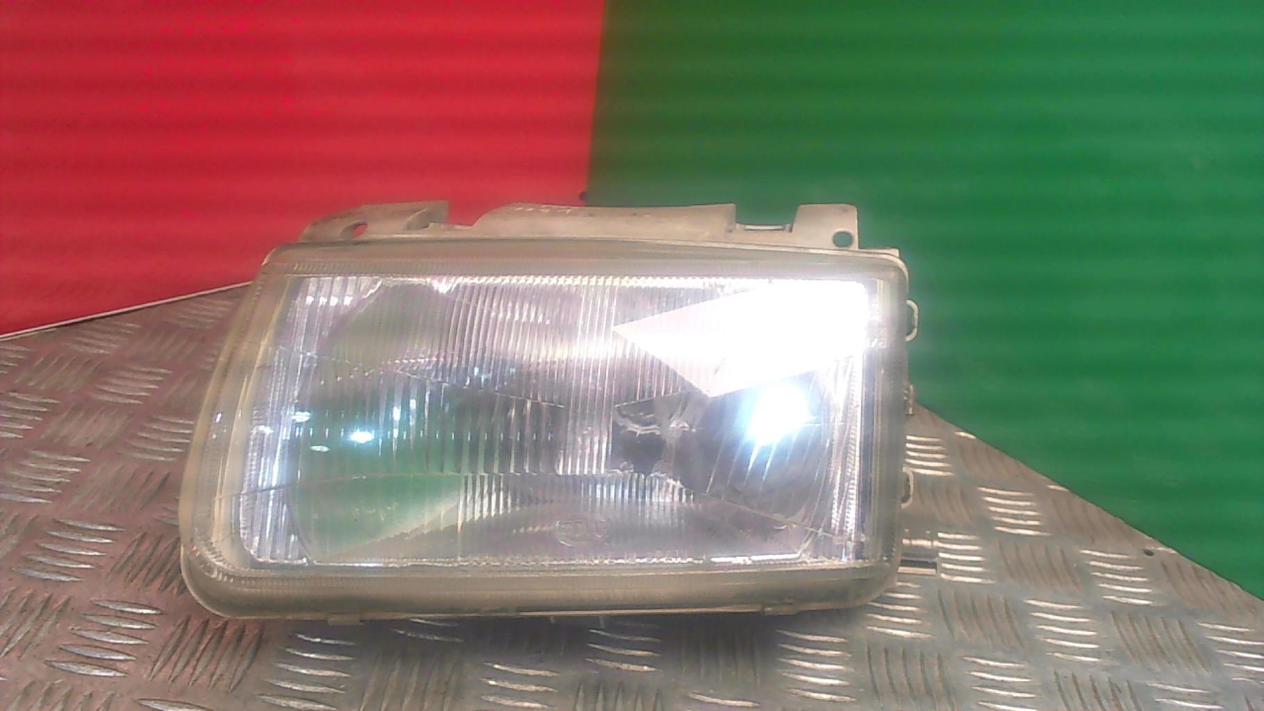Gruppo ottico anteriore principale sinistro (luci)(faro) VOLKSWAGEN POLO 3 PHASE 1 Diésel - 1