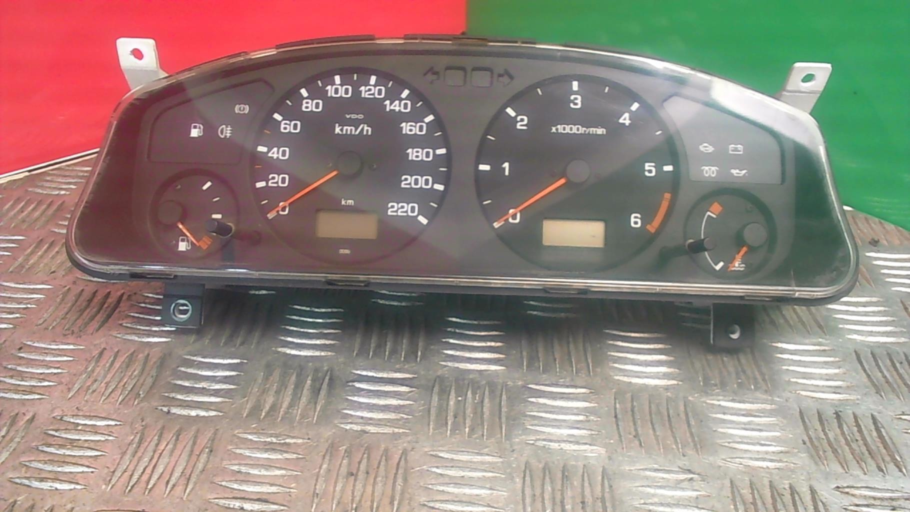 Compteur NISSAN PRIMERA 2 PHASE 1 Diesel - 1