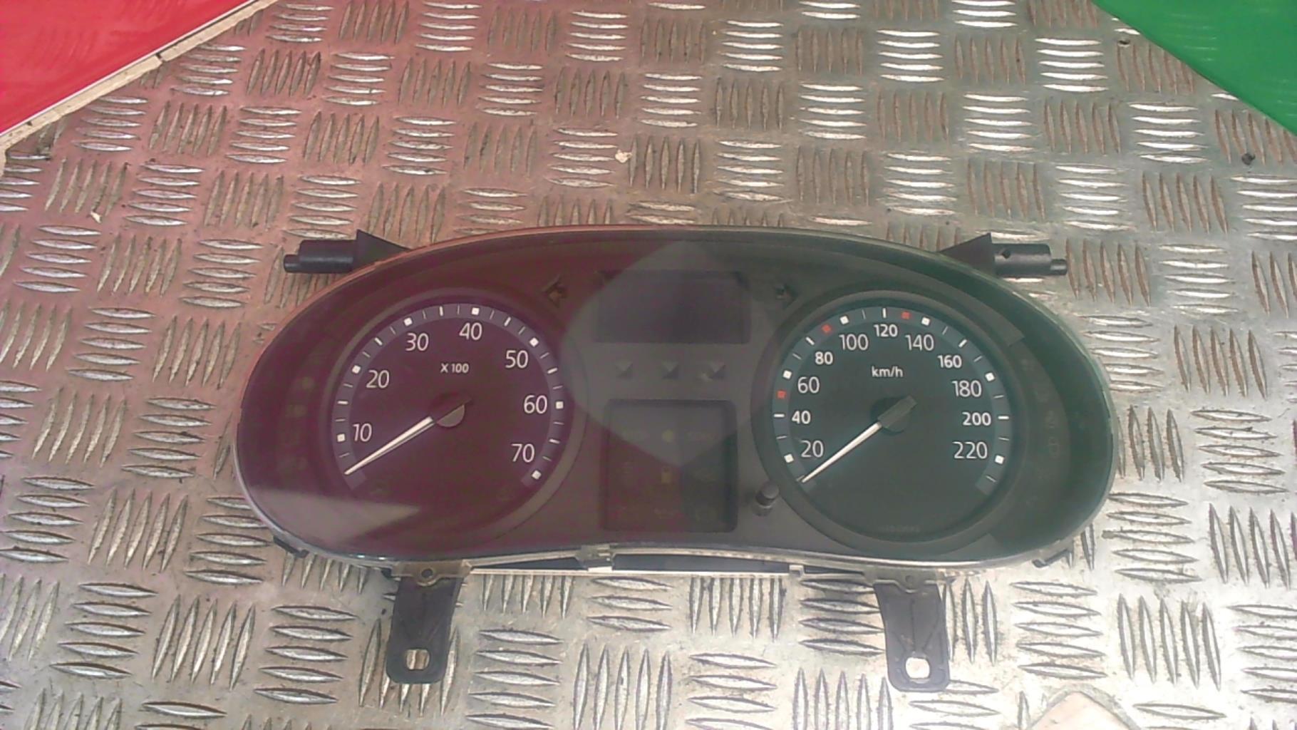 Compteur RENAULT CLIO 2 PHASE 2  - 1
