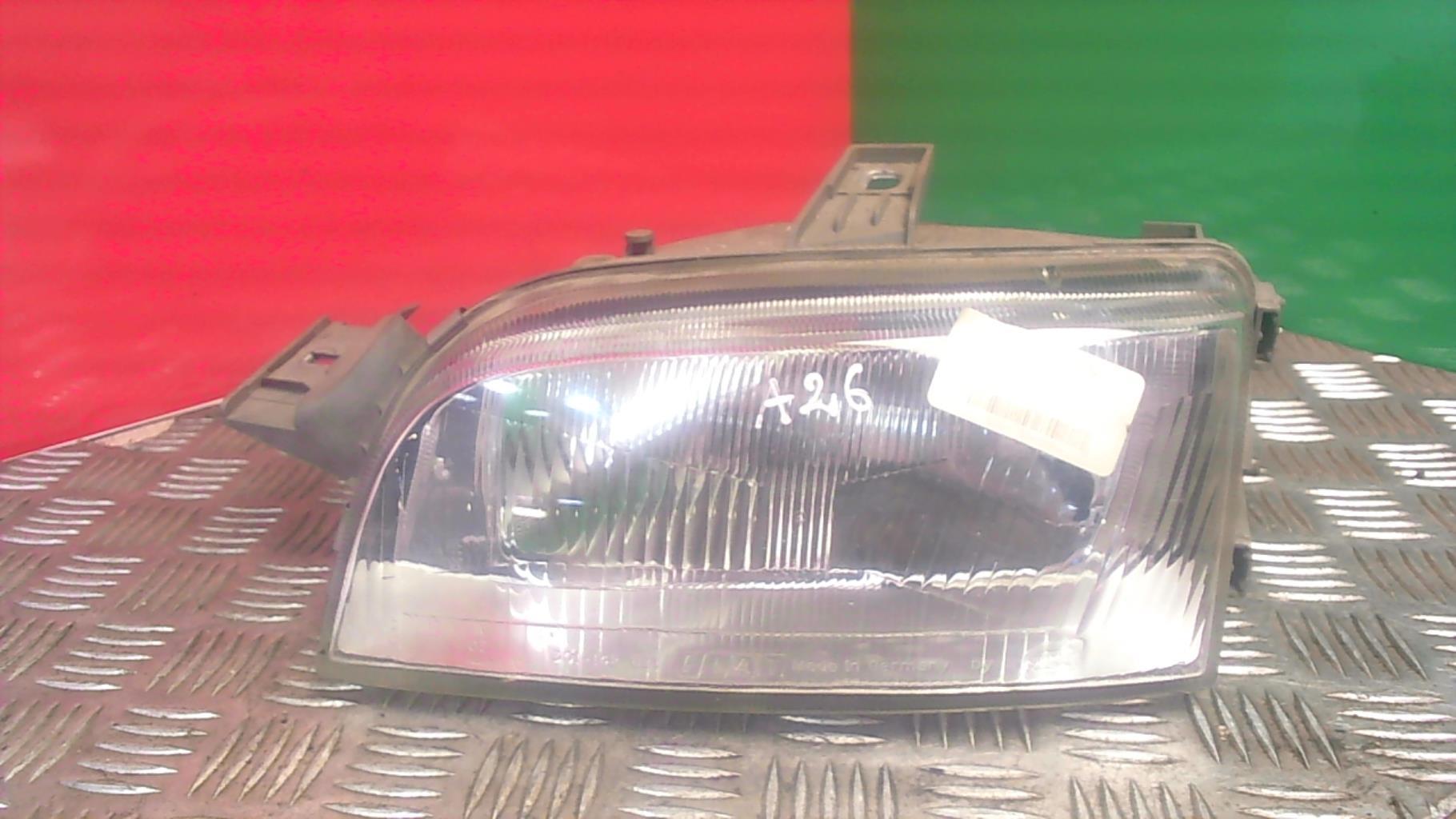 Gruppo ottico anteriore principale sinistro (luci)(faro) FIAT PUNTO 1  - 1