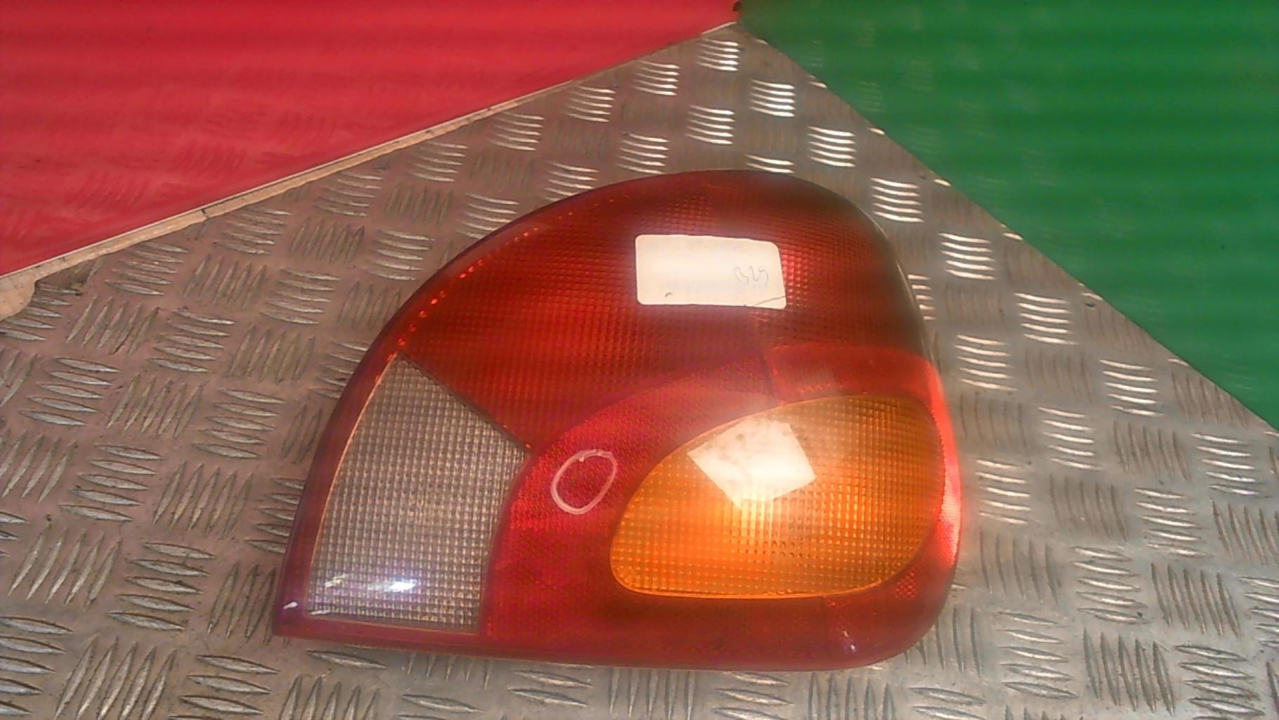 Fanale posteriore principale destro (luci) FORD FIESTA 4 PHASE 1 Gasolina - 1