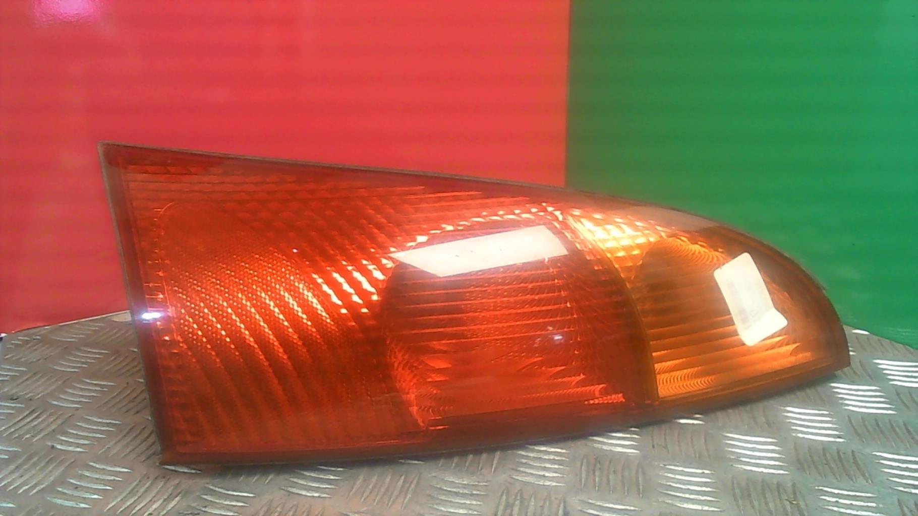 Fanale posteriore principale destro (luci) FORD FOCUS 1 Diésel - 1