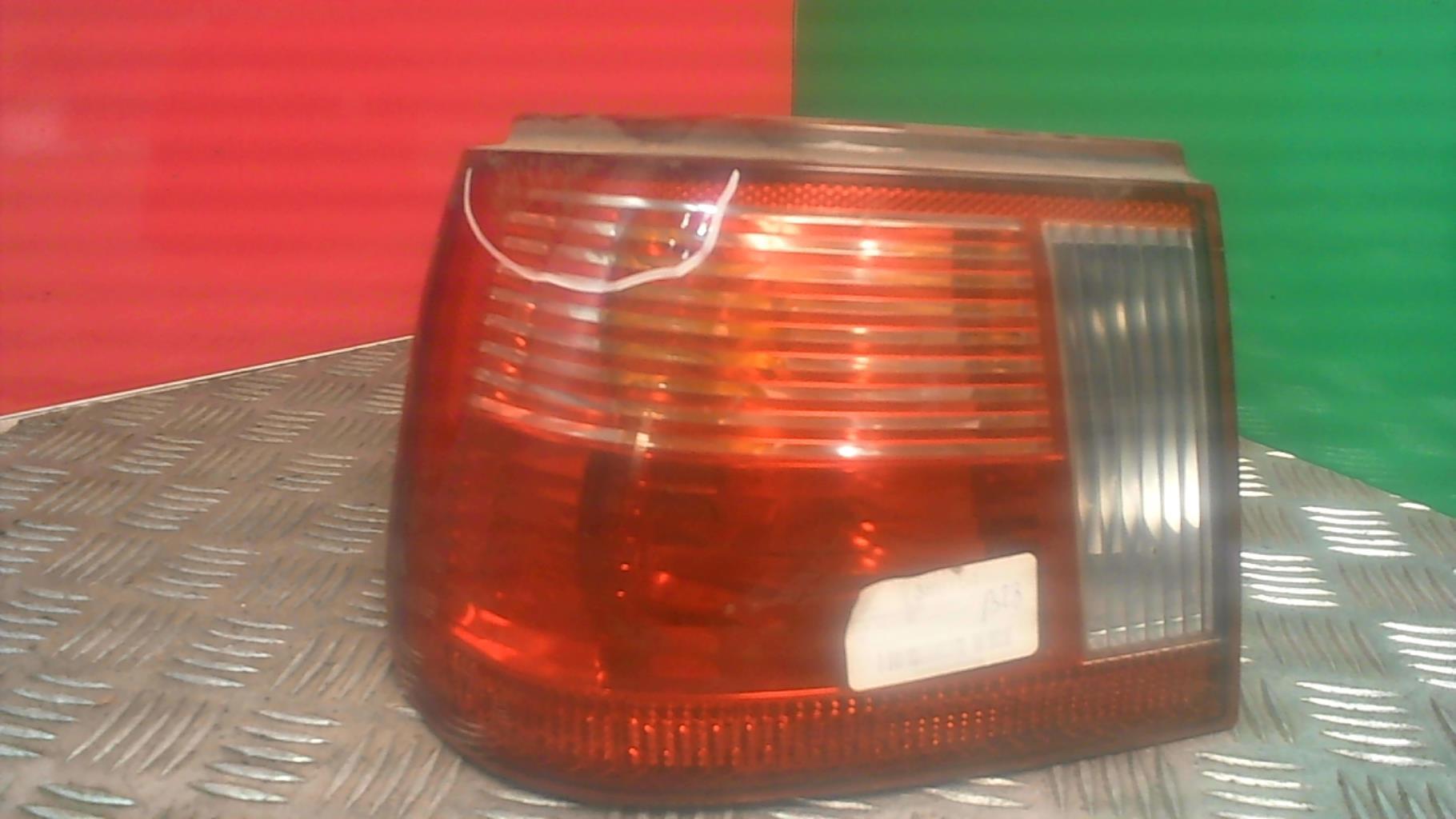 Fanale posteriore principale sinistro (luci) SEAT IBIZA 2 PHASE 3 Diésel - 1