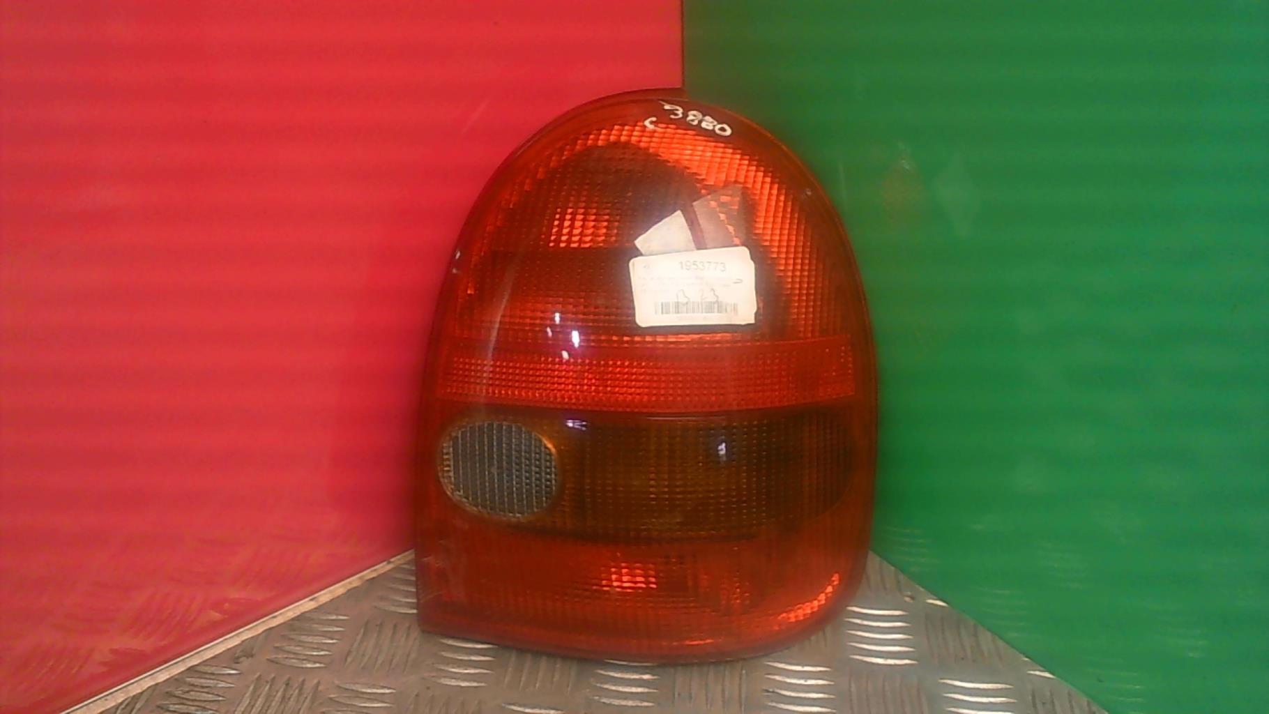 Fanale posteriore principale sinistro (luci) OPEL CORSA B PHASE 2 Gasolina - 1