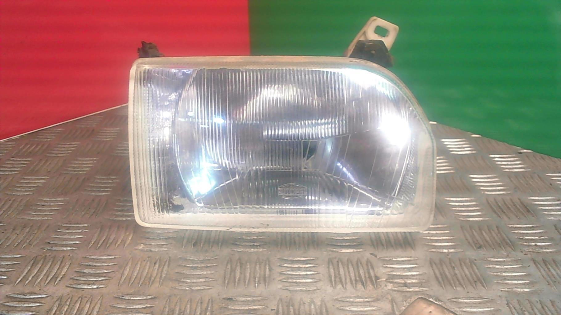 Gruppo ottico anteriore principale destro (luci)(faro) FORD ESCORT 4 Gasolina - 1