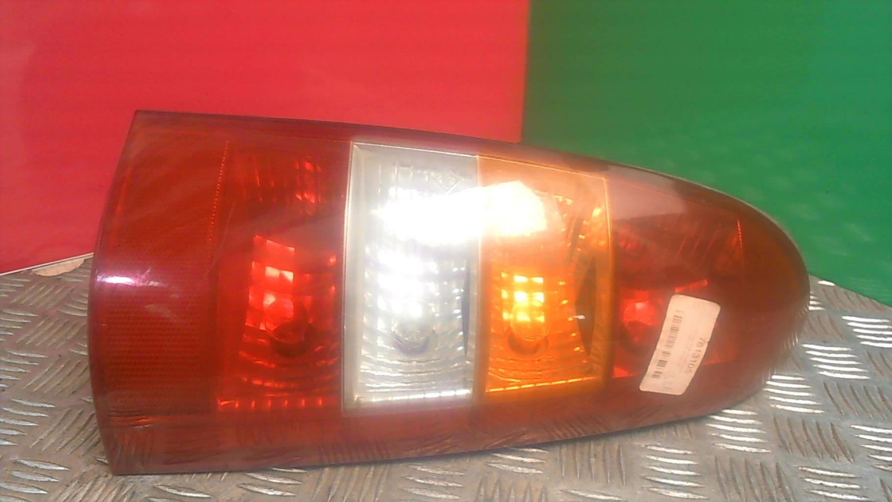 Fanale posteriore principale destro (luci) OPEL ASTRA G BREAK Gasolina - 1