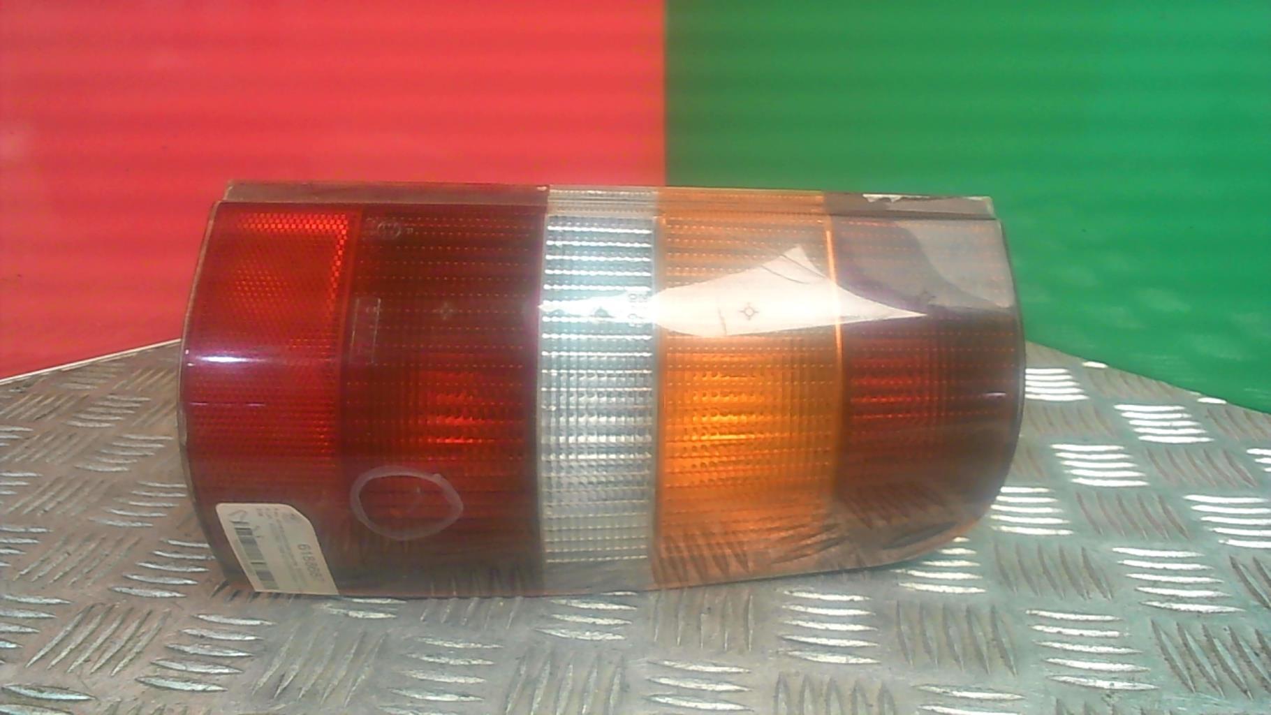 Fanale posteriore principale sinistro (luci) FORD ESCORT 6 Diésel - 1