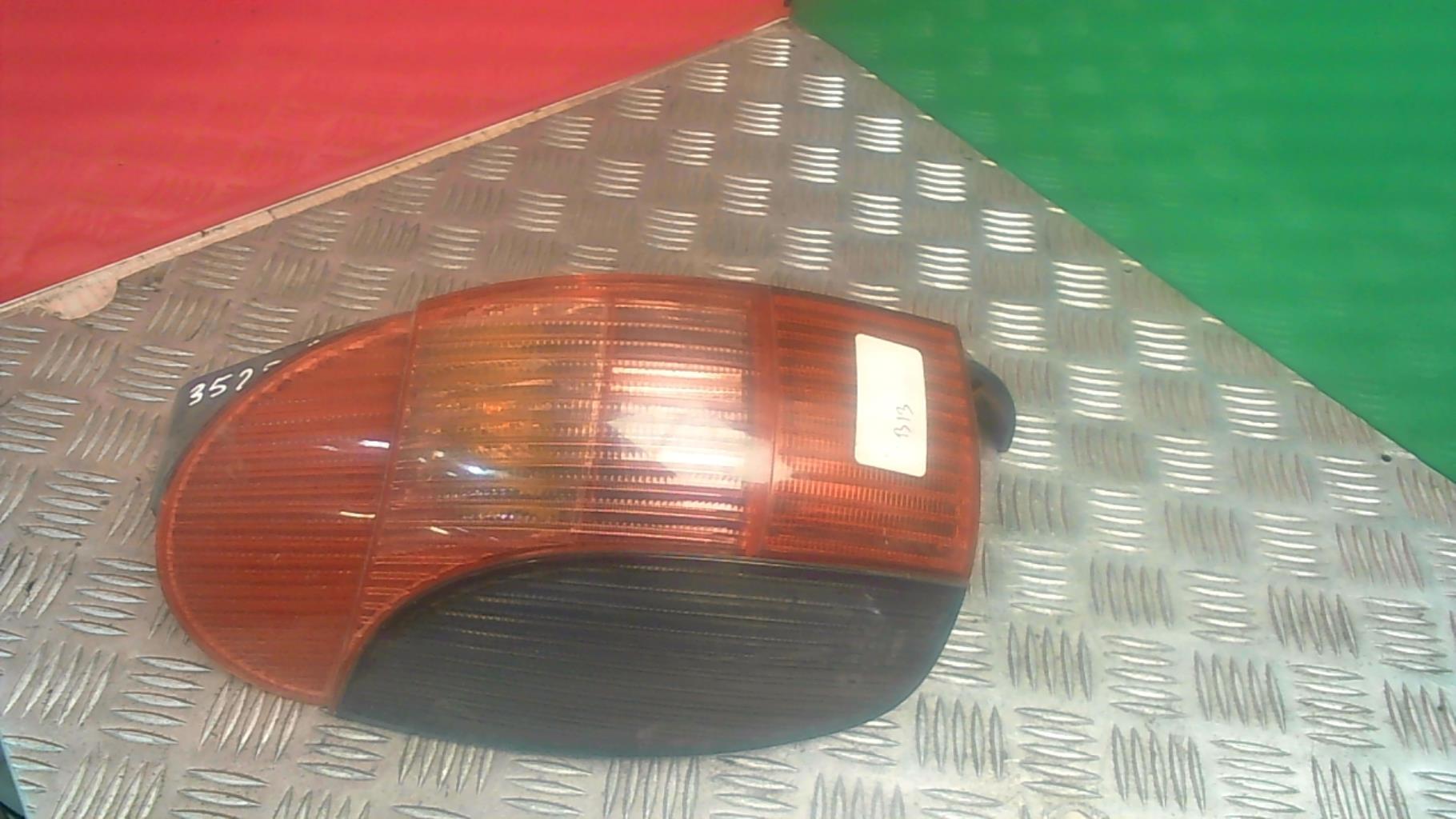 Fanale posteriore principale sinistro (luci) PEUGEOT 306 BREAK Diésel - 1