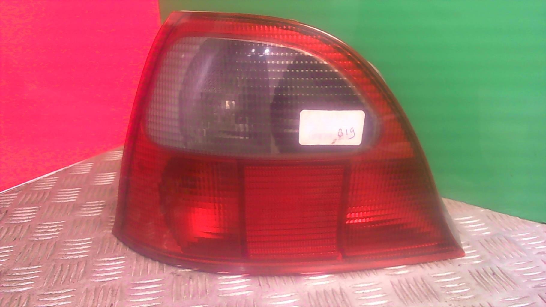 Fanale posteriore principale sinistro (luci) ROVER 200 2 Gasolina - 1