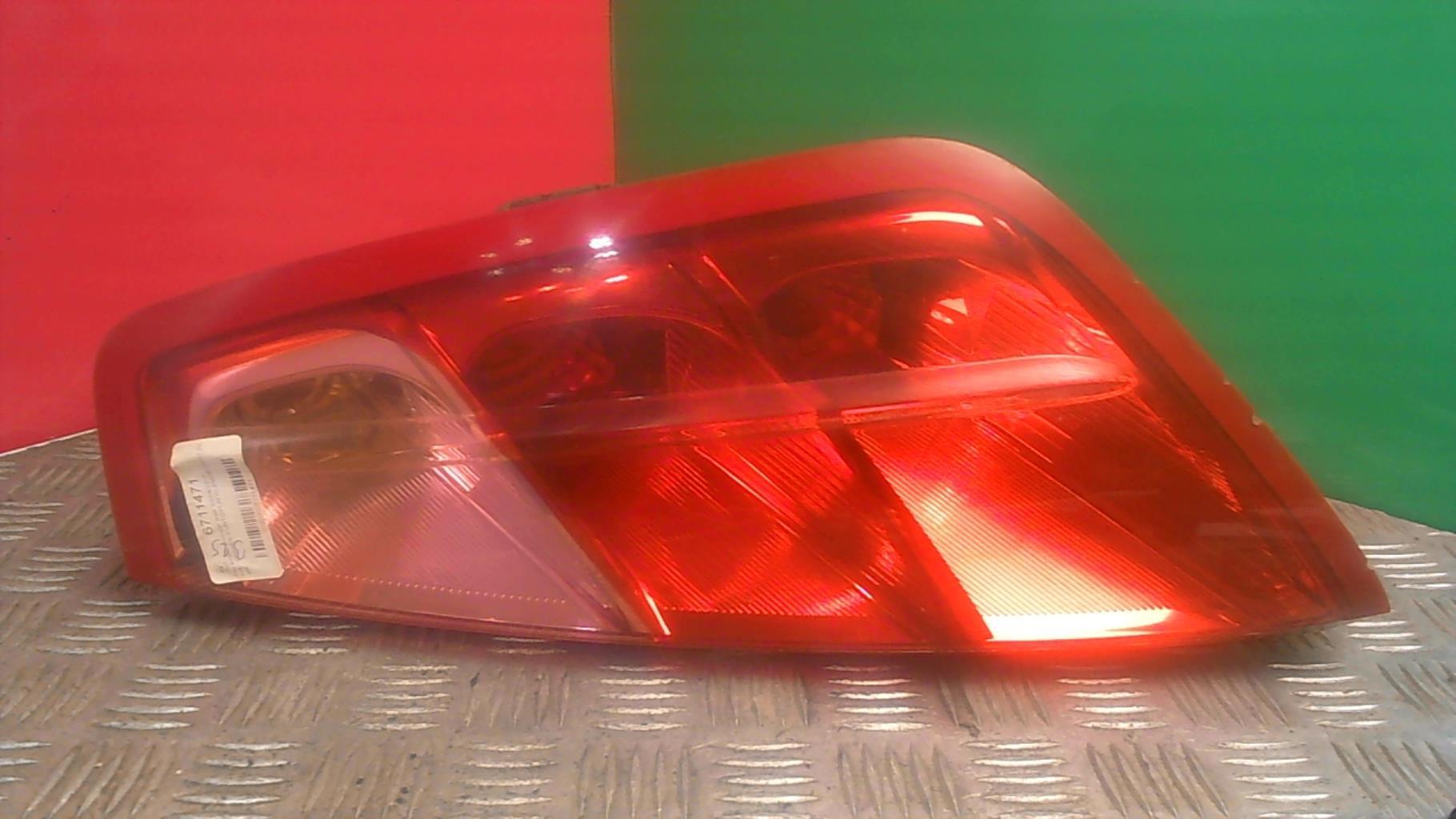 Fanale posteriore principale destro (luci) FIAT GRANDE PUNTO Gasolina - 1
