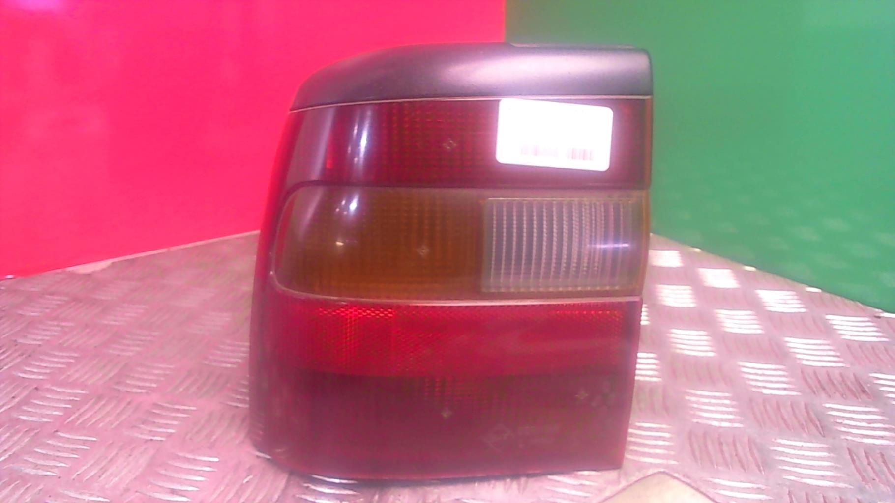 Fanale posteriore principale sinistro (luci) OPEL VECTRA A PHASE 2 Diésel - 1