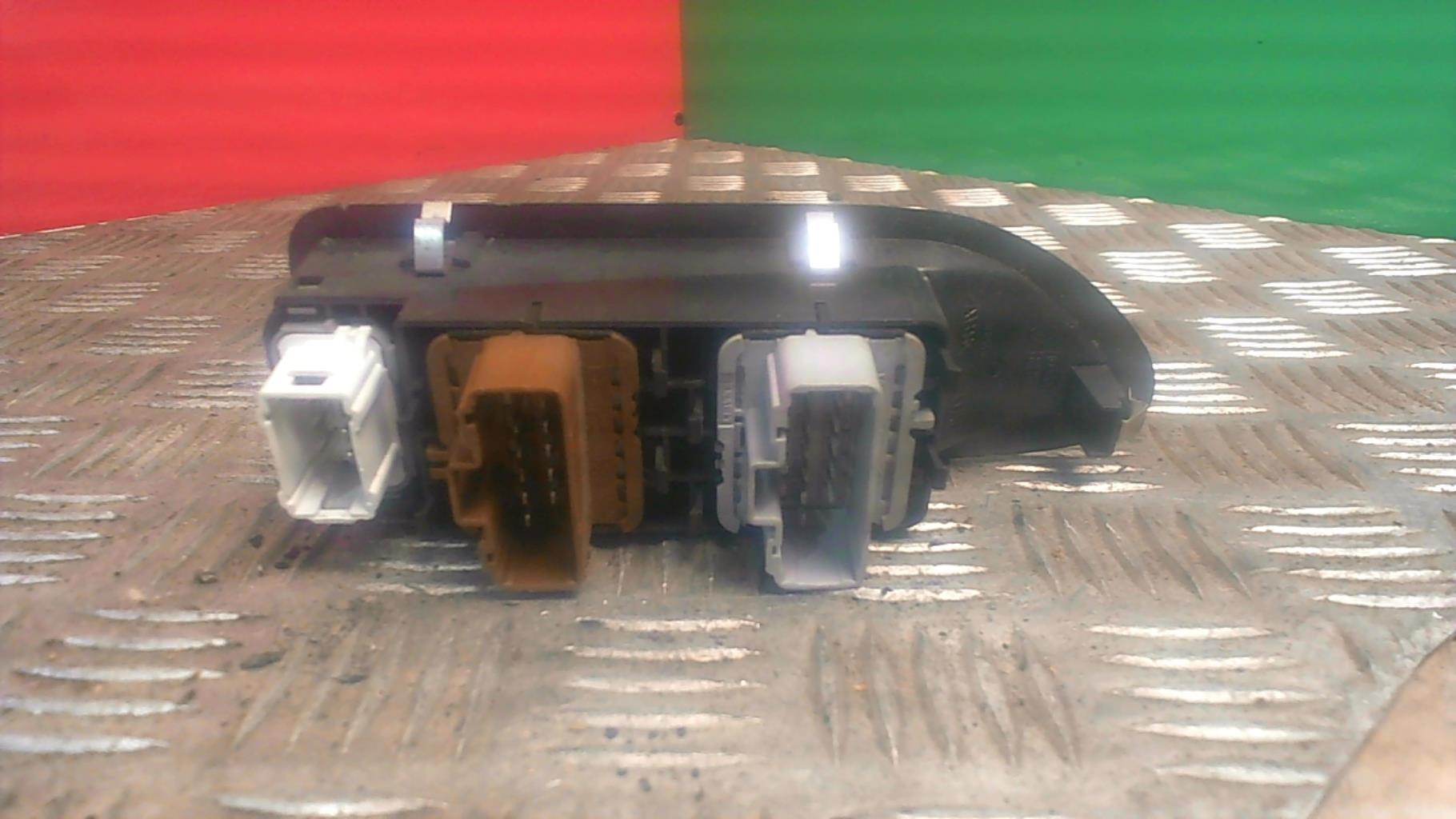 Interruttore lavacristalli anteriore sinistro RENAULT SCENIC 2 PHASE 1  - 1