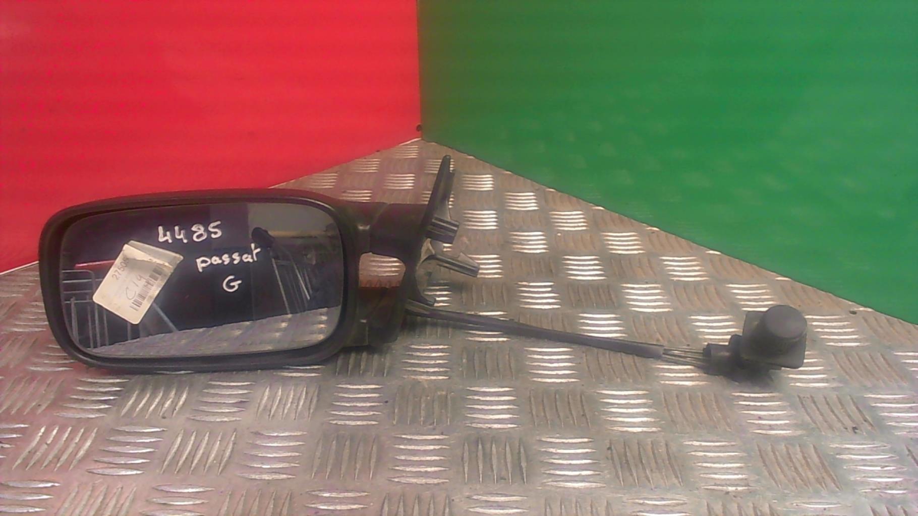 Specchietto retrovisore sinistro VOLKSWAGEN PASSAT 3 Diésel - 1