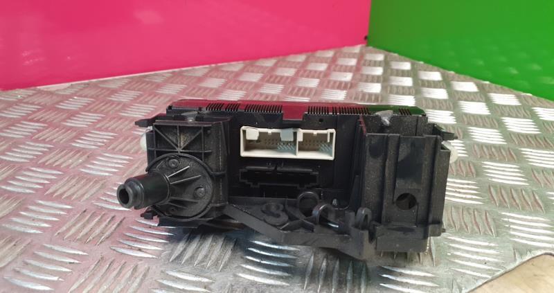 Commande chauffage VOLKSWAGEN GOLF 5 Diesel - 1