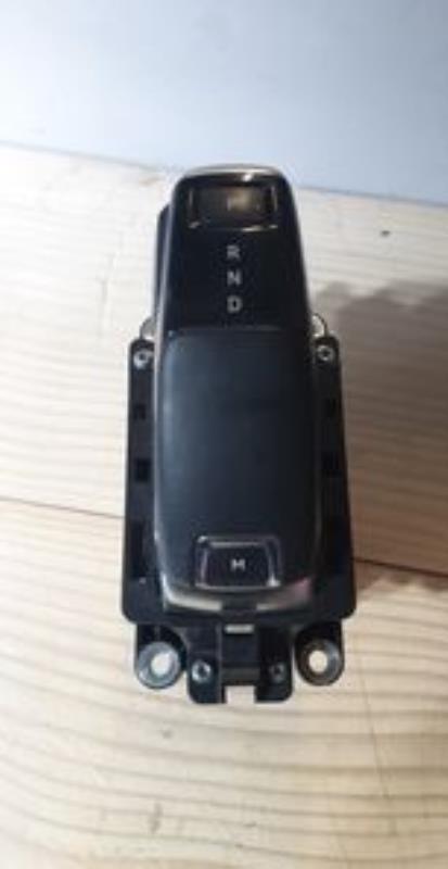 Levier de vitesses PEUGEOT 3008 2 PHASE 1 Diesel - 1
