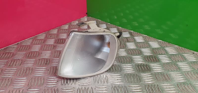 Gruppo ottico anteriore secondario sinistro (luci)(freccia) VOLKSWAGEN POLO 3 PHASE 1 Gasolina - 1