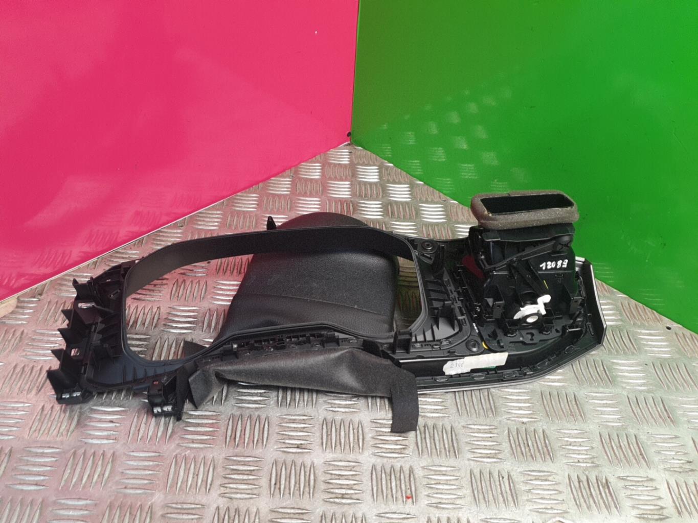 Bocchetta aerazione cruscotto anteriore sinistra VOLKSWAGEN POLO 6 PHASE 1 Gasolina - 1