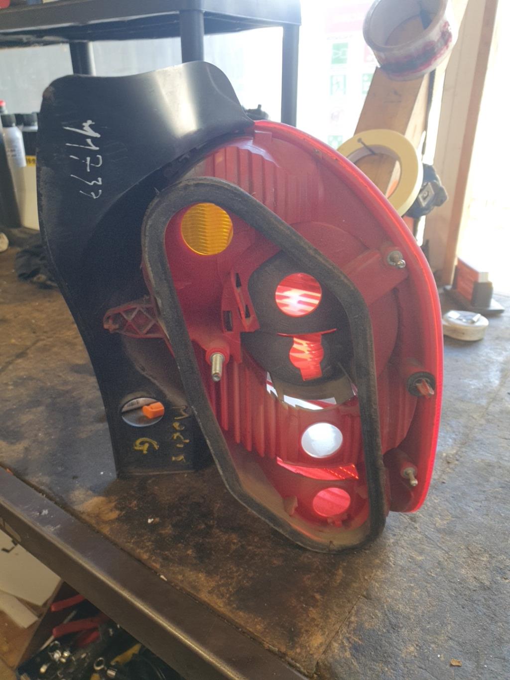 Fanale posteriore principale sinistro (luci) RENAULT MODUS PHASE 1 Diésel - 1
