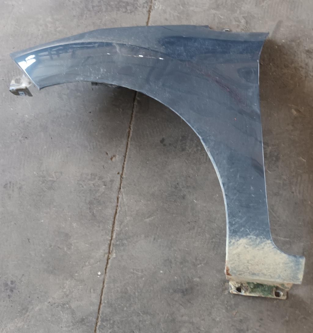 Aile avant gauche FORD FIESTA 6 PHASE 1 Diesel - 1