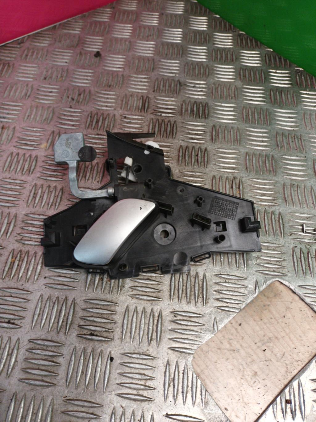 Maniglia interna anteriore sinistra CITROEN C5 1 PHASE 2 Diésel - 1