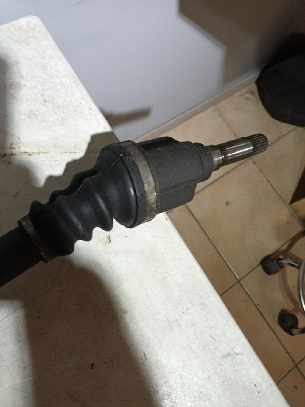 Giunto cardanico albero di trasmissione destro PEUGEOT 207 PHASE 1 Diésel - 1