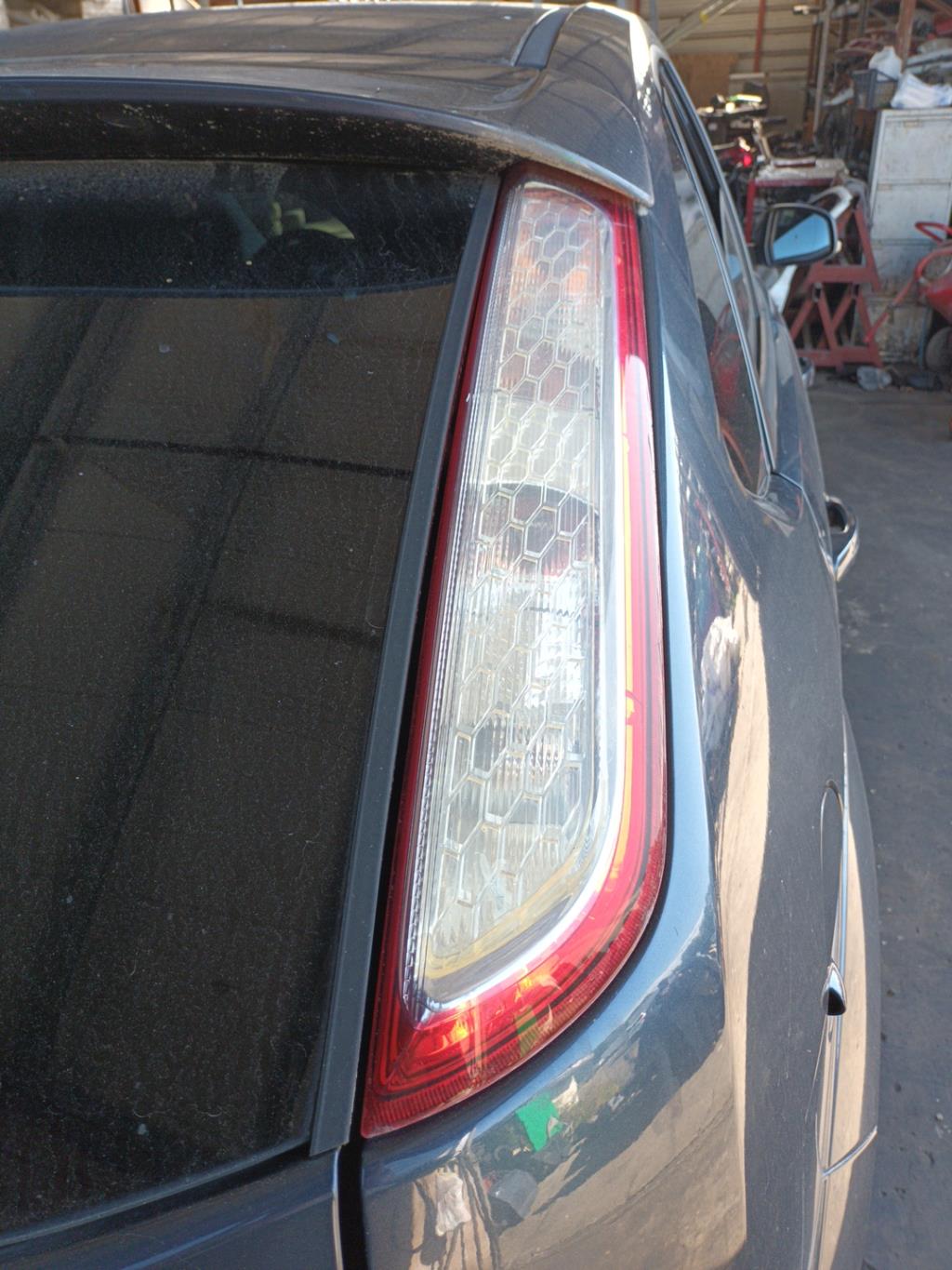 Fanale posteriore principale destro (luci) FORD FOCUS 2 PHASE 2 Diésel - 1