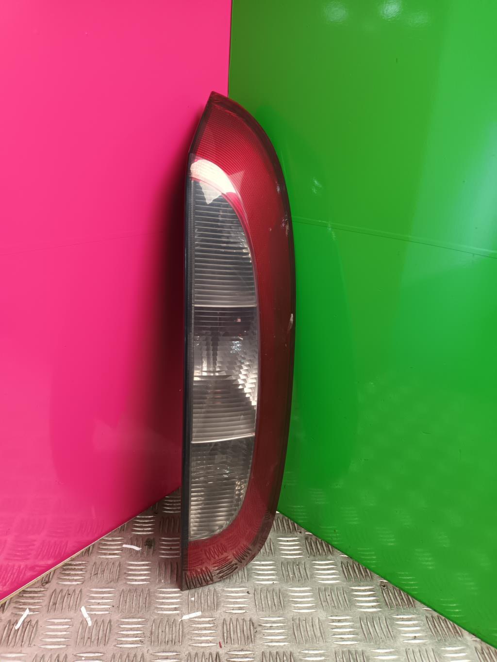 Fanale posteriore principale destro (luci) OPEL CORSA C PHASE 1 Gasolina - 1