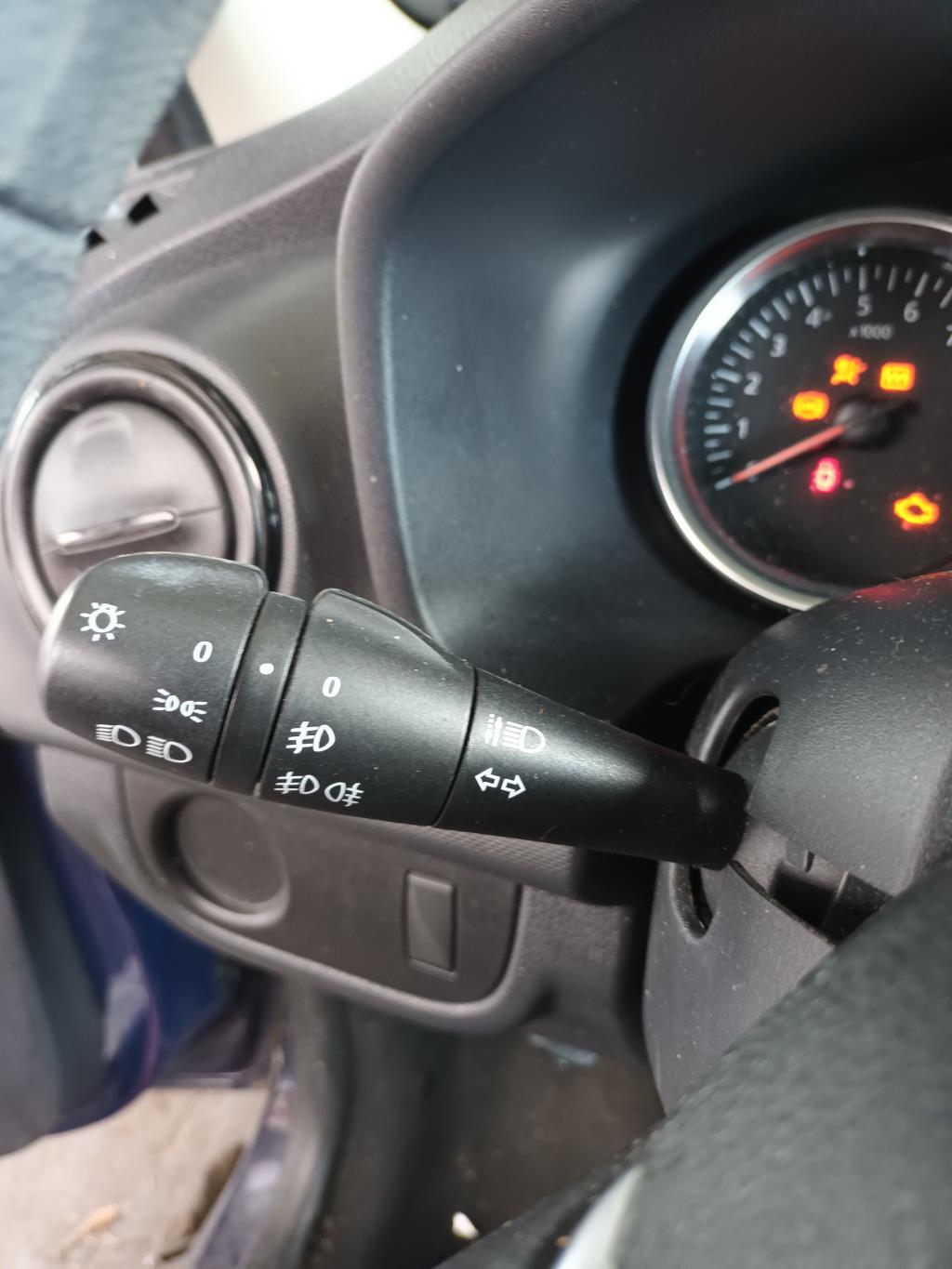 Commodo phare DACIA SANDERO 2 PHASE 2 Essence - 1