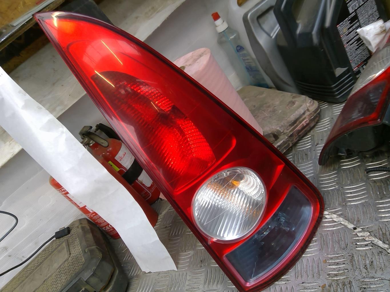 Fanale posteriore principale destro (luci) RENAULT ESPACE 4 PHASE 1 Diésel - 1