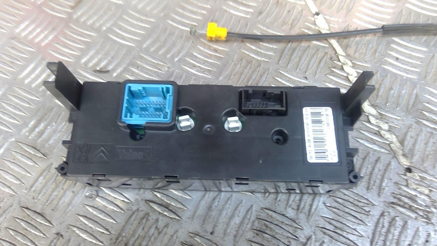 Commande chauffage PEUGEOT 207 PHASE 2 Essence - 1
