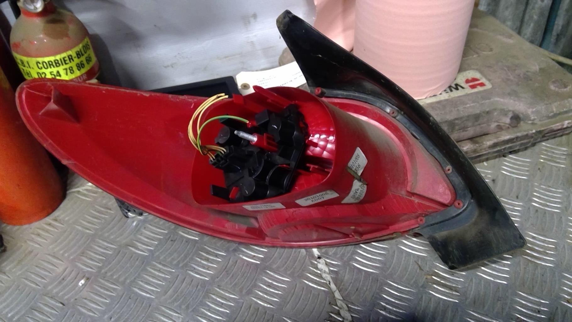 Fanale posteriore principale destro (luci) PEUGEOT 206 PHASE 2 Gasolina - 1