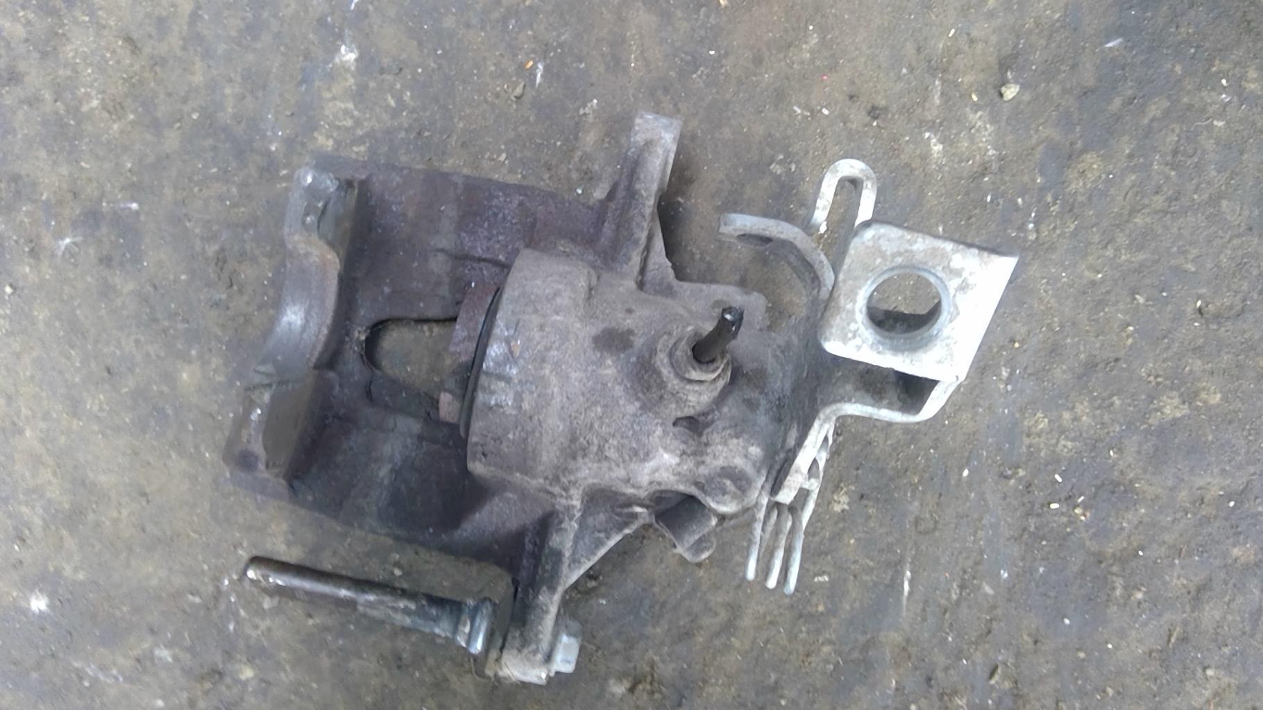 Pinza freni posteriore destra RENAULT MASTER 2 PHASE 2 Diésel - 1