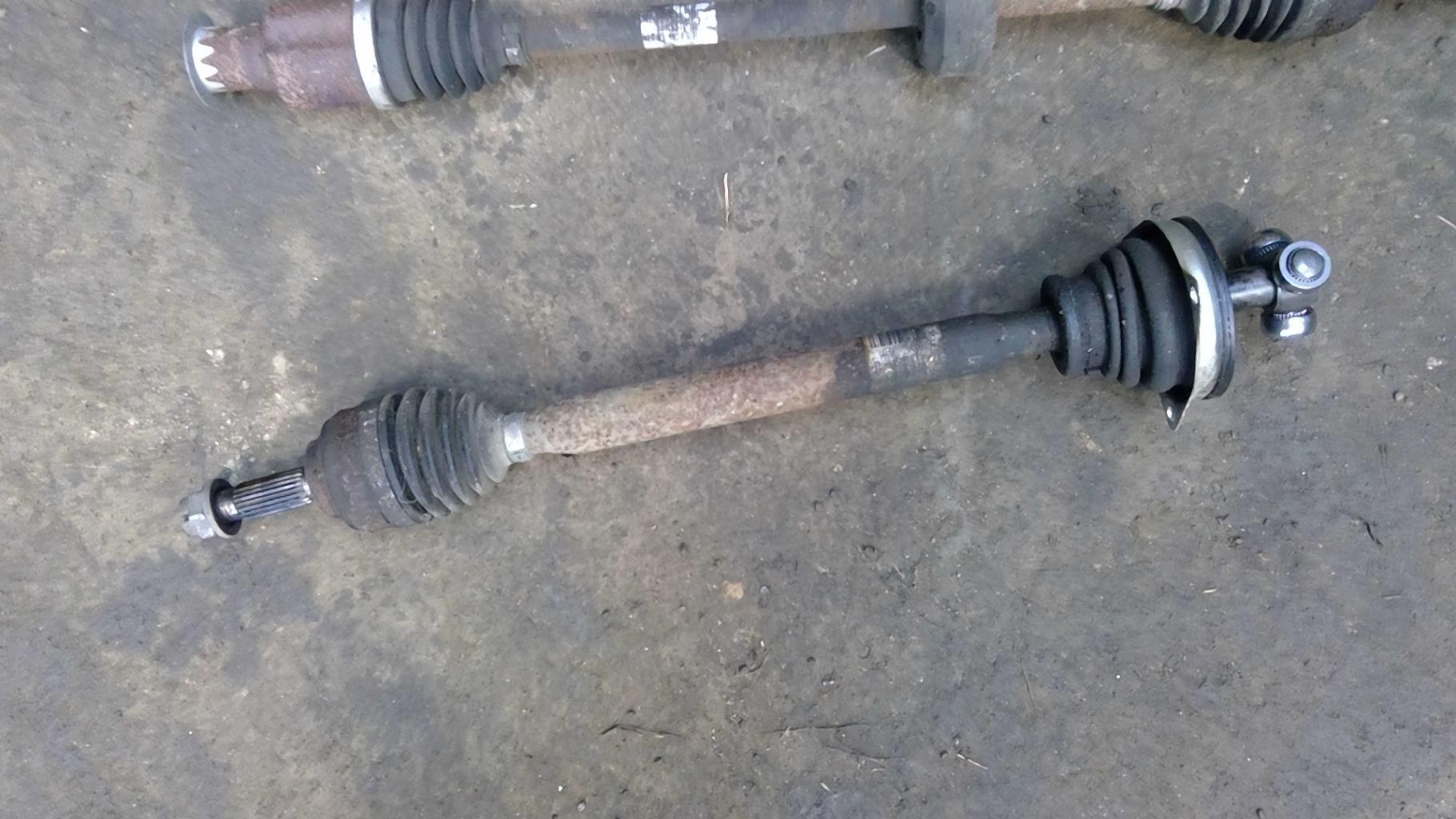 Giunto cardanico albero di trasmissione sinistro DACIA SANDERO 1 Gasolina - 1