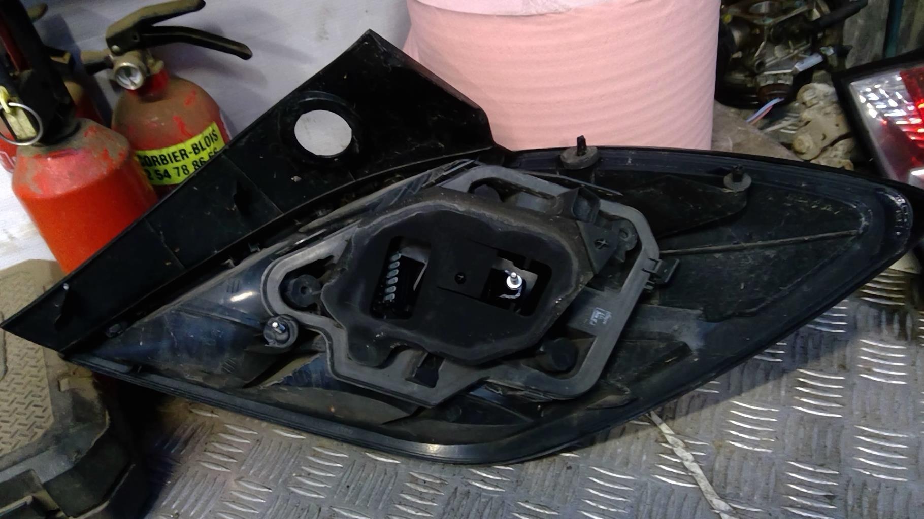 Fanale posteriore principale sinistro (luci) OPEL ASTRA H GTC PHASE 1 Diésel - 1