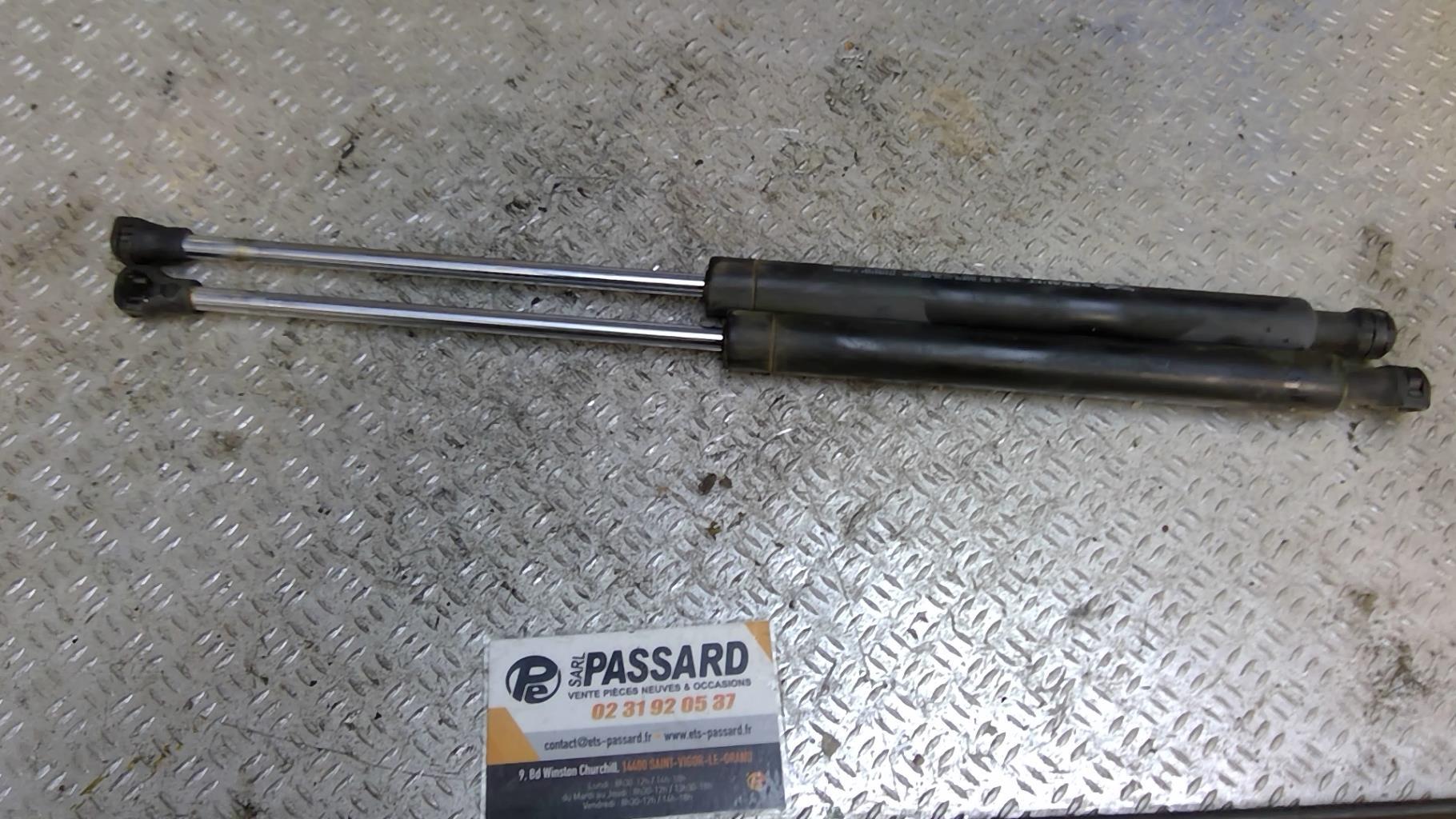 Verin de coffre RENAULT CLIO 2 CAMPUS PHASE 1 Diesel - 1